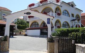 Villa Flora