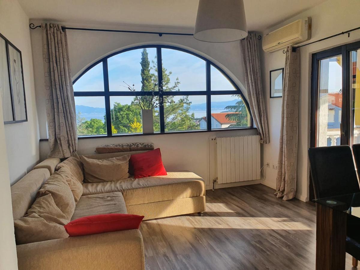 Villa Flora Malinska Extérieur photo