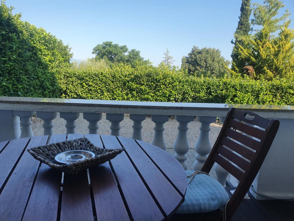 Villa Flora Malinska Extérieur photo